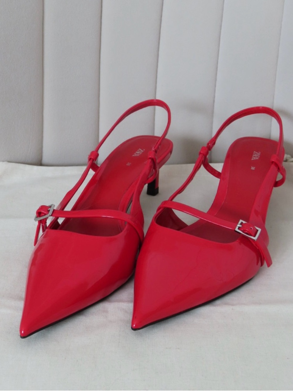 Zara Red Patent Pointed Slingback Heels with Sling Strap - Picture 3 of 7